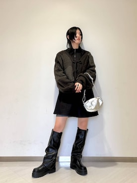 「KBF（ケイビーエフ）のカバーデザインロングブーツ（ブーツ）」を使った、のぐさん（レディース・165cm）の冬コーディネート