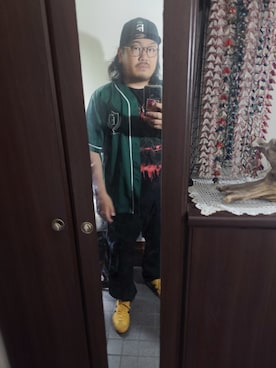 「アイテム（チノパンツ）」を使った、かばでぃさん（メンズ・173cm）の秋コーディネート