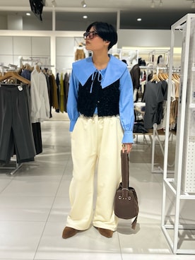 「アイテム（バッグ）」を使った、モエカさん（レディース・165cm）の秋コーディネート