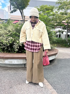 「アイテム（その他アウター）」を使った、モエカさん（レディース・165cm）の秋コーディネート