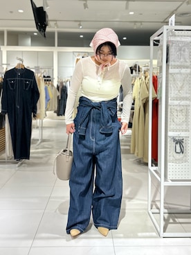 「アイテム（バンダナ/スカーフ）」を使った、モエカさん（レディース・165cm）の夏コーディネート