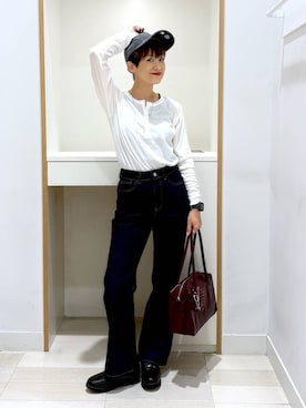 「GLOBAL WORK（グローバルワーク）のサラサラヘンリーネック長袖プルオーバー/1017895（Tシャツ/カットソー、ホワイト系）」を使った、mahimahi0220さん（レディース）の秋コーディネート