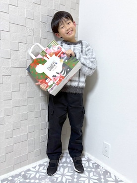 「アイテム（カーゴパンツ）」を使った、mahimahi0220さん（キッズ・131cm）の冬コーディネート