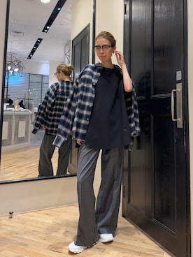 「アイテム（スラックス）」を使った、wgendoさん（レディース・162cm）の秋コーディネート