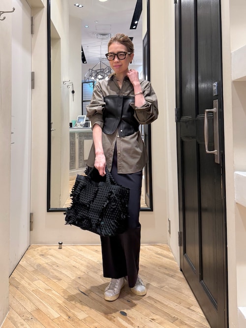 レザービスチェ（その他トップス）｜Whim Gazette（ウィムガゼット）の