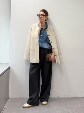 「Whim Gazette（ウィムガゼット）の【インフルエンサーコラボ】サキソニーウールストレートパンツ（その他パンツ、グレー系）」を使った、wgendoさん（レディース・162cm）の秋コーディネート