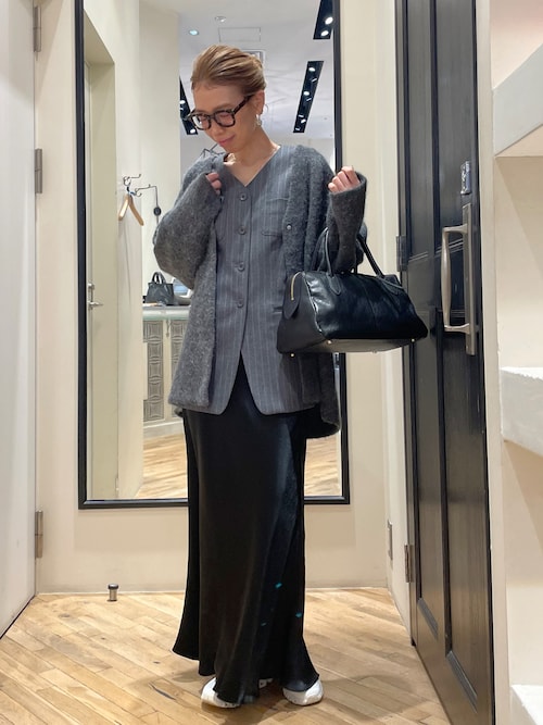 サテンフレアスカート（スカート）｜Whim Gazette（ウィムガゼット）の