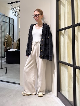 「Whim Gazette（ウィムガゼット）のロゴ裏毛ワイドパンツ（スウェットパンツ）」を使った、wgendoさん（レディース・162cm）の秋コーディネート
