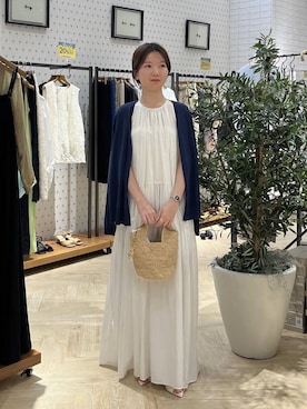 「A part by（アパートバイ）のポインテッドスリットミュール（サンダル、ホワイト系）」を使った、apartby15さん（レディース）の春コーディネート