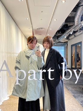 「A part by（アパートバイ）の【名品シリーズ】カシープロングコート（チェスターコート、グレー系）」を使った、apartby15さん（レディース）の夏コーディネート