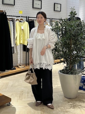 「A part by（アパートバイ）のスラックスコクーンボリュームパンツ（スラックス、ブラック系）」を使った、apartby15さん（レディース）の春コーディネート