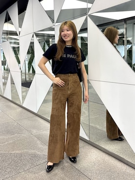 「Whim Gazette（ウィムガゼット）のゴートスエードパンツ（その他パンツ、ブラウン系）」を使った、wgwatanabeさん（レディース・160cm）の春コーディネート