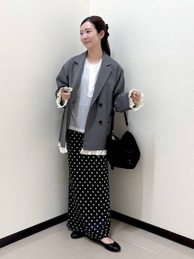 「LOWRYS FARM（ローリーズファーム）の【500mlペットボトル収納可】ハーフムーンフラップショルダーＢＡＧ 1049010（ショルダーバッグ、ブラウン系）」を使った、なあせさん（レディース）の秋コーディネート