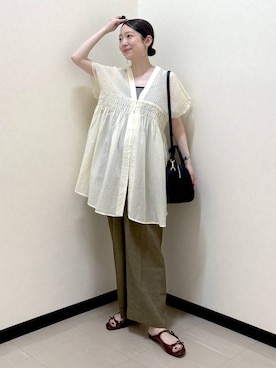 「アイテム（スラックス）」を使った、なあせさん（レディース・157cm）の夏コーディネート