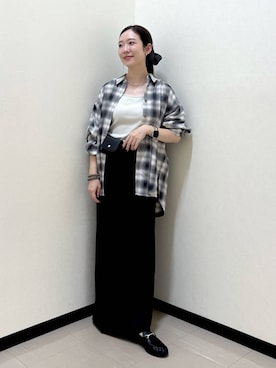 「LOWRYS FARM（ローリーズファーム）のスタイルＵＰクロスカップキャミ　100757（Tシャツ/カットソー、ホワイト系）」を使った、なあせさん（レディース）の秋コーディネート