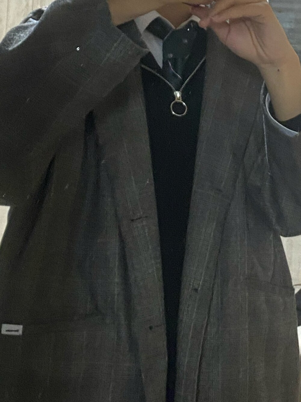 「Perushuのアイテム（テーラードジャケット、シルバー系）」を使った、ごりごり  さん（メンズ・173cm）の春コーディネートの1枚目の写真