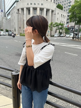 「Sygne.（シーニュ）のSygne. バック刺しゅうＴｅｅ（Tシャツ/カットソー、ホワイト系）」を使った、アラキユミさん（レディース・152cm）の夏コーディネート