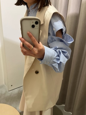 「one after another NICE CLAUP（ワンアフターアナザーナイスクラップ）の肩あきマルチシャツ（シャツ/ブラウス、ブルー系）」を使った、アラキユミさん（レディース・152cm）の春コーディネート