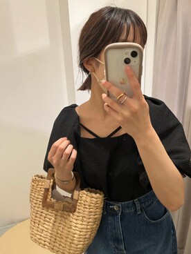 「one after another NICE CLAUP（ワンアフターアナザーナイスクラップ）のダメージワイドデニムパンツ（デニムパンツ、ブルー系）」を使った、アラキユミさん（レディース・152cm）の春コーディネート