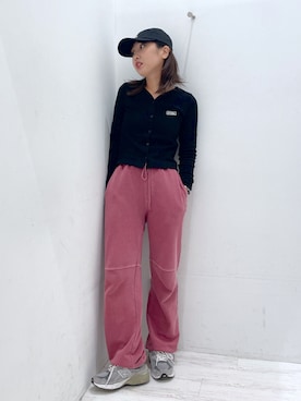 「アイテム（スウェットパンツ、レッド系）」を使った、イ　ヒョンジンさん（レディース・158cm）の秋コーディネート