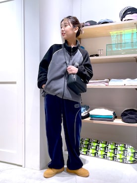 イ　ヒョンジンさんのコーディネート