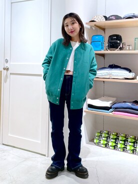 イ　ヒョンジンさんのコーディネート