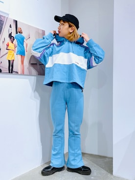イ　ヒョンジンさんのコーディネート