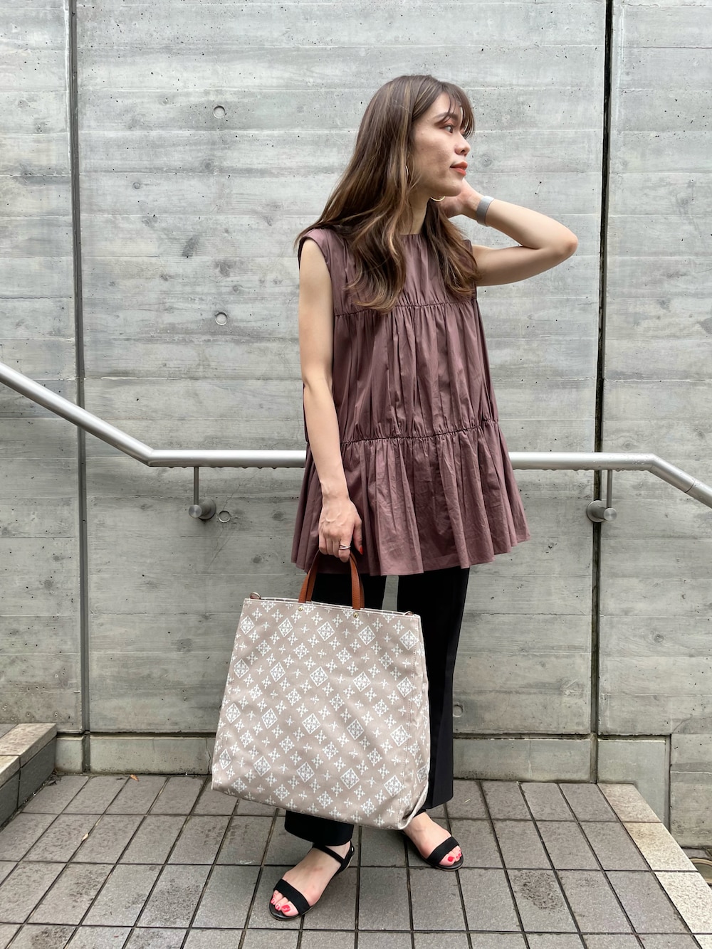 Mila Owen - MilaOwen バックリボンデザインティアードトップス 大人気 ミラ オーウェン Mila Owen バックリボンデザインティアード