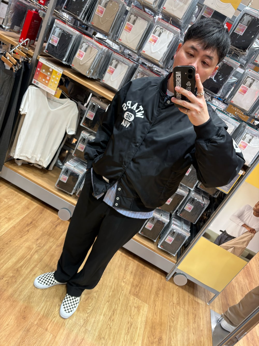 WTAPSのスタジャンを使った人気ファッションコーディネート - WEAR