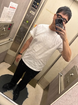 「アイテム（デジタル腕時計）」を使った、YuUTaさん（メンズ・178cm）の秋コーディネート