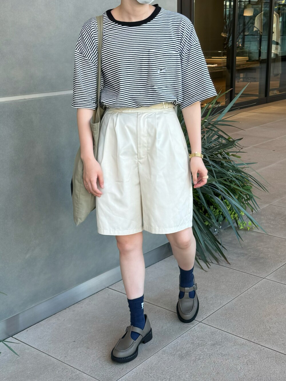 COMOLI ベルテッドチノ ショートパンツ COMOLI ベルテッドチノショーツ