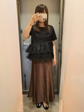 「NATURAL BEAUTY BASIC（ナチュラルビューティーベーシック）のバイアスサテンナロースカート（スカート、ブラック系）」を使った、yukoさん（レディース・153cm）の夏コーディネート