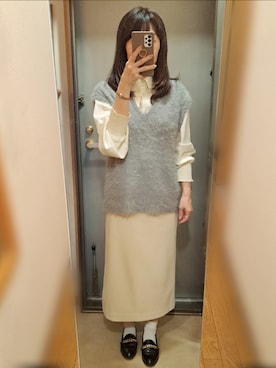 「タイトスカート」｜「アイテム（ベスト、グレー系）」を使った、yukoさん（レディース・153cm）の秋コーディネート