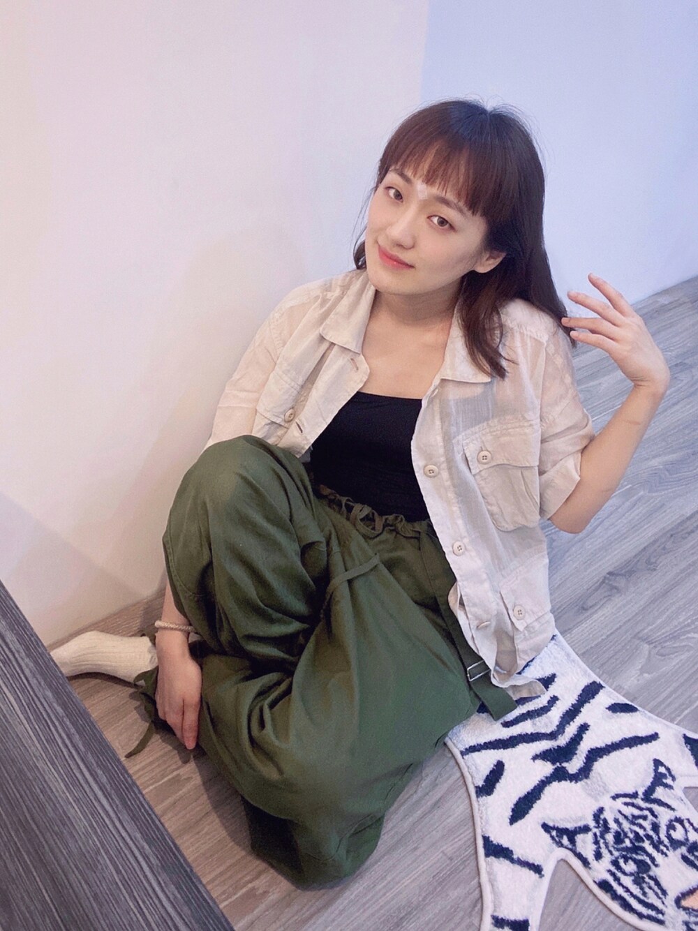 「BEAMS、BEAMS BOY、niko and ...、UNIQLO」｜「UNIQLOのアイテム（その他トップス、ブラック系）」を使った、Chaö Yi（あき)さん（レディース・155cm）の夏コーディネートの1枚目の写真