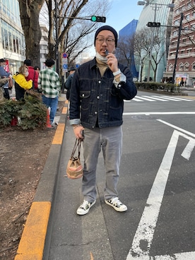 「TCB jeans（ティーシービージーンズ）のアイテム（デニムジャケット）」を使った、umenimさん（メンズ・177cm）の冬コーディネート