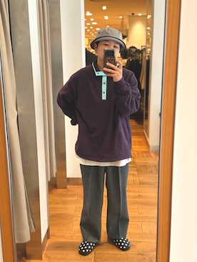 「EKAL（エカル）のマルチカラーフリースプルオーバー（その他トップス、パープル系）」を使った、KAKEKOさん（メンズ・168cm）の秋コーディネート