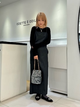 清水　オデット エ オディール スタッフさんのコーディネート