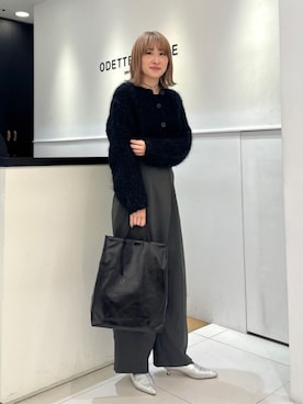 清水　オデット エ オディール スタッフさんのコーディネート