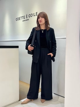 清水　オデット エ オディール スタッフさんのコーディネート
