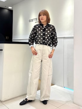 清水　オデット エ オディール スタッフさんのコーディネート