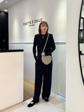 「YAHKI（ヤーキ）の【別注】＜YAHKI＞SP 2WAY HEART（ショルダーバッグ）」を使った、清水　オデット エ オディール スタッフさん（レディース・164cm）の秋コーディネート