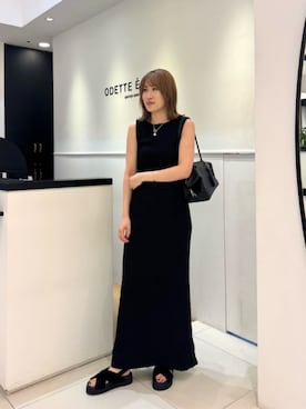 「アイテム（その他小物）」を使った、清水　オデット エ オディール スタッフさん（レディース・164cm）の秋コーディネート