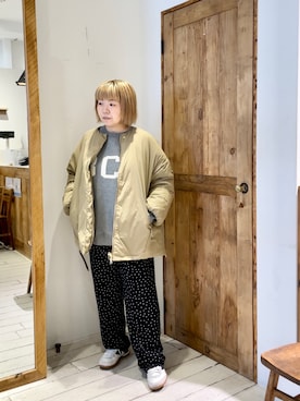 「ロゴニット」｜「アイテム（ダウンジャケット/コート）」を使った、pualkisakoさん（レディース・152cm）の秋コーディネート
