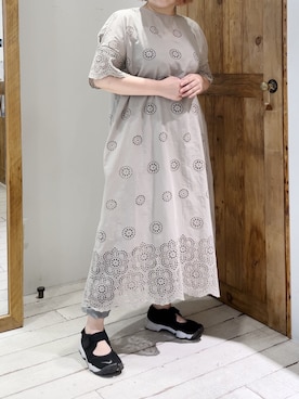 「スカラップ」｜「アイテム（ワンピース）」を使った、pualkisakoさん（レディース・152cm）の夏コーディネート