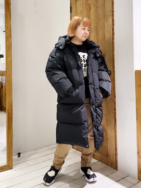「ロゴニット」｜「アイテム（ダウンジャケット/コート）」を使った、pualkisakoさん（レディース・152cm）の冬コーディネート