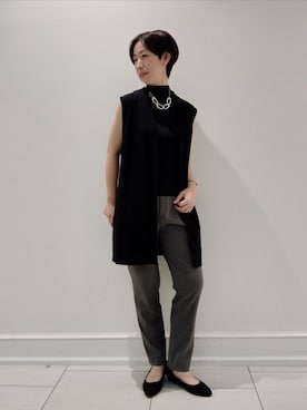 「インディヴィ」｜「アイテム（ベスト）」を使った、ささきんさん（レディース・164cm）の秋コーディネート