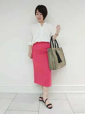 「デカバッグ」｜「アイテム（その他）」を使った、ささきんさん（レディース・164cm）の春コーディネート