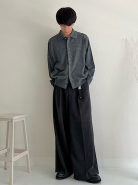 「ニットカーディガン」｜「アイテム（財布/小物）」を使った、kotaさん（メンズ・176cm）の秋コーディネート