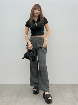 「ナイロンパンツ」｜菅谷レイナさん（レディース・168cm）の夏コーディネート