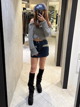 「EMODA（エモダ）のアイテム（キャップ）」を使った、菅谷レイナさん（レディース・168cm）の秋コーディネート